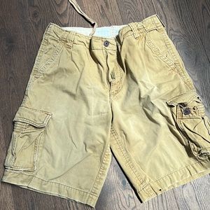 Men’s Aeropostale cargo shorts